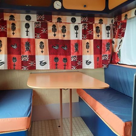 Maison D'Hotes Afrika Du Queyroux Ginestet Rom bilde