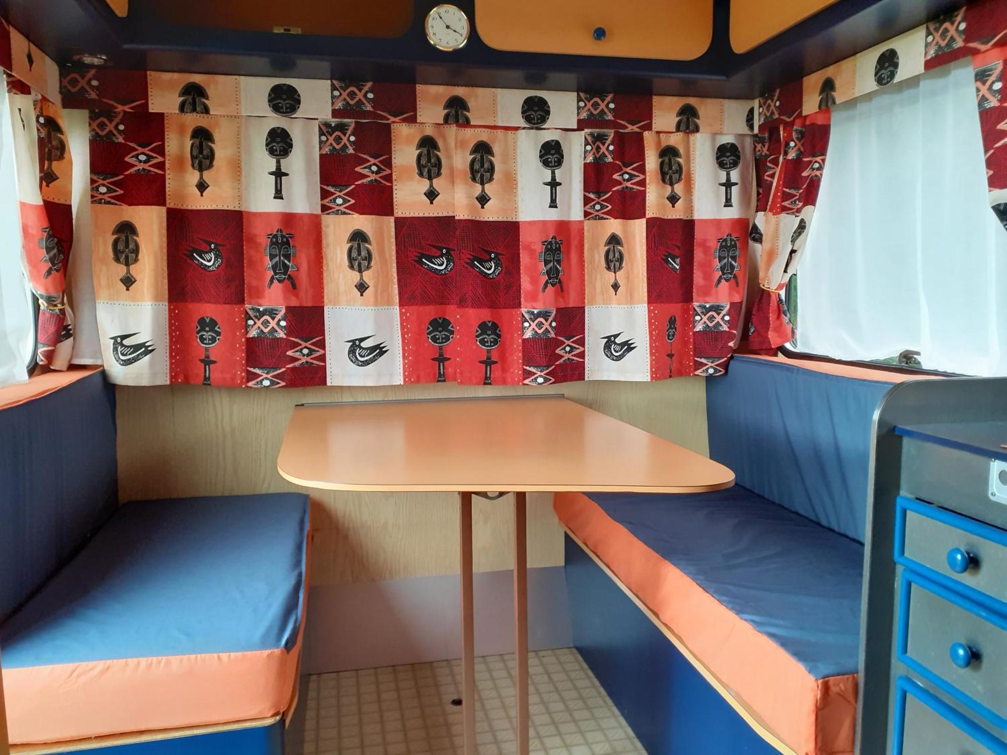 Maison D'Hotes Afrika Du Queyroux Ginestet Rom bilde